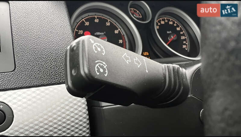 Універсал Opel Astra 2006 в Хмельницькому