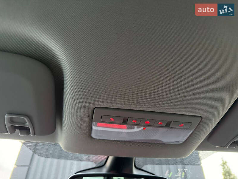 Універсал Opel Astra 2012 в Дрогобичі