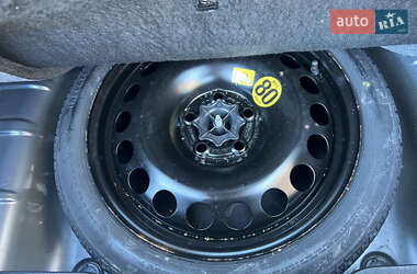 Хэтчбек Opel Astra 2010 в Ровно
