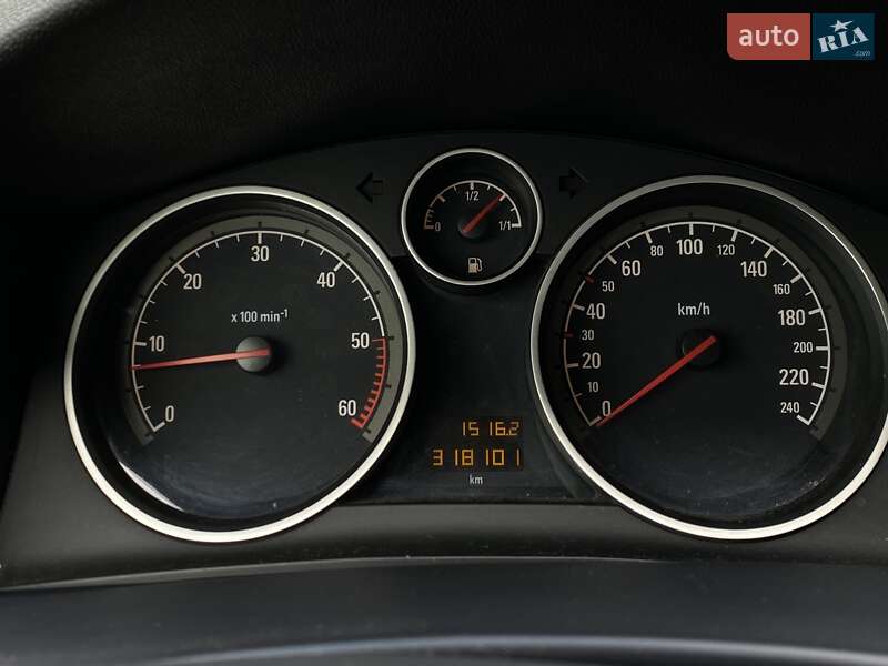 Універсал Opel Astra 2009 в Івано-Франківську