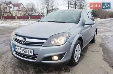 Хэтчбек Opel Astra 2007 в Кременце