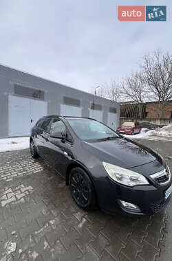 Универсал Opel Astra 2011 в Хмельницком