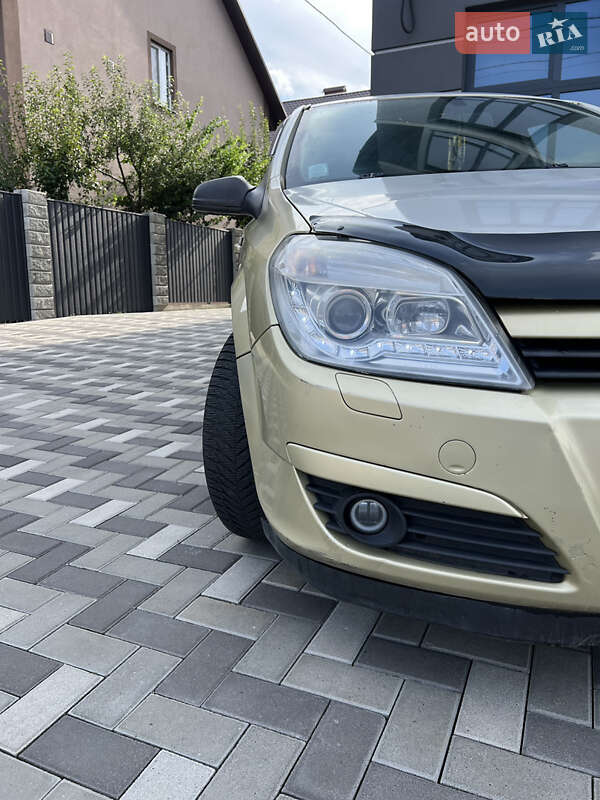 Хетчбек Opel Astra 2005 в Києві