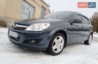 Хэтчбек Opel Astra 2007 в Харькове