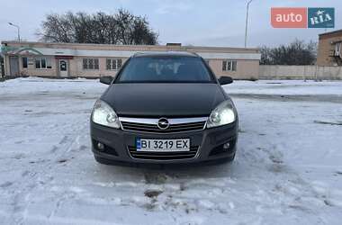 Универсал Opel Astra 2009 в Полтаве