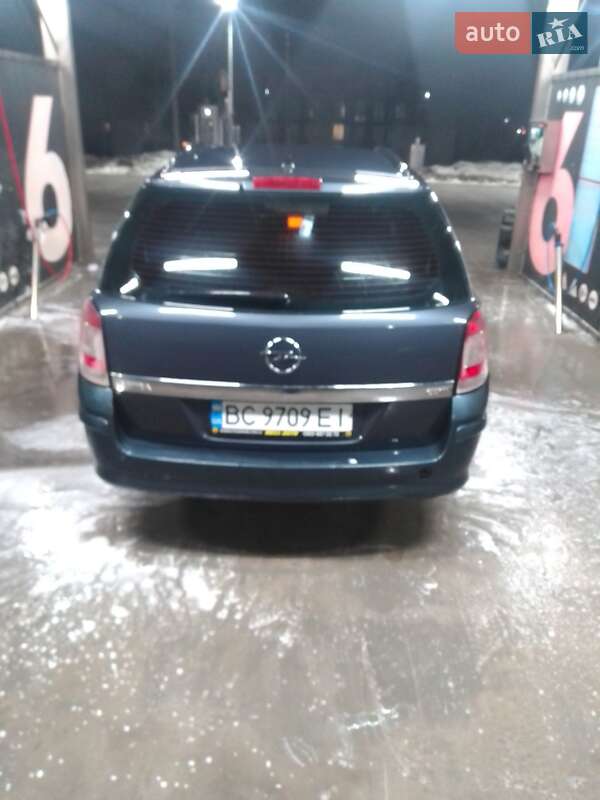 Универсал Opel Astra 2007 в Львове