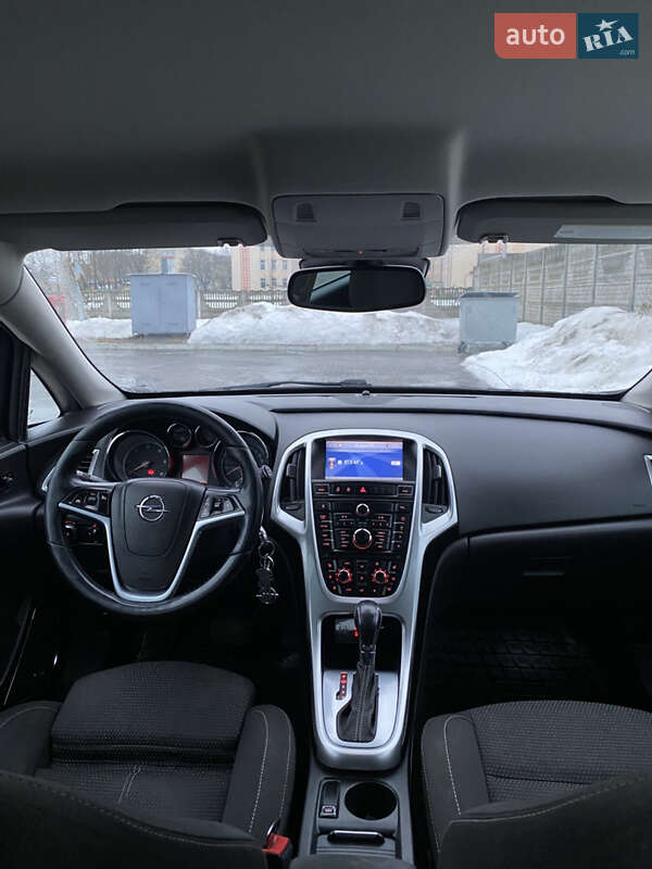 Універсал Opel Astra 2011 в Костопілі