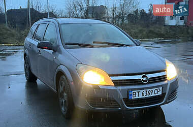 Универсал Opel Astra 2006 в Ратным