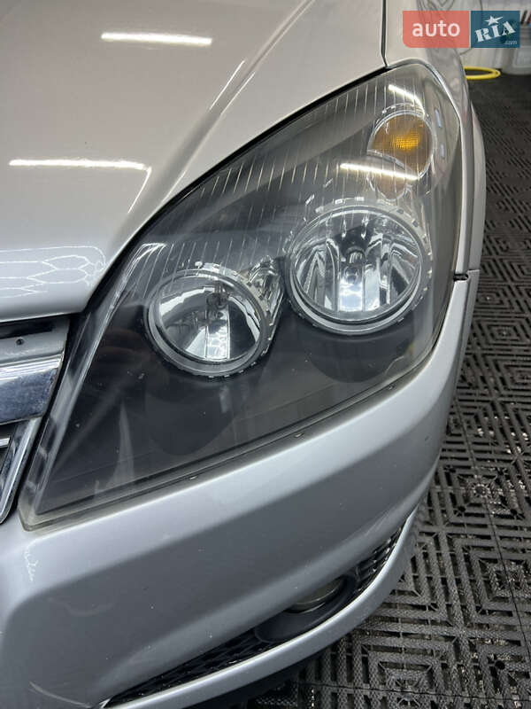 Седан Opel Astra 2008 в Києві