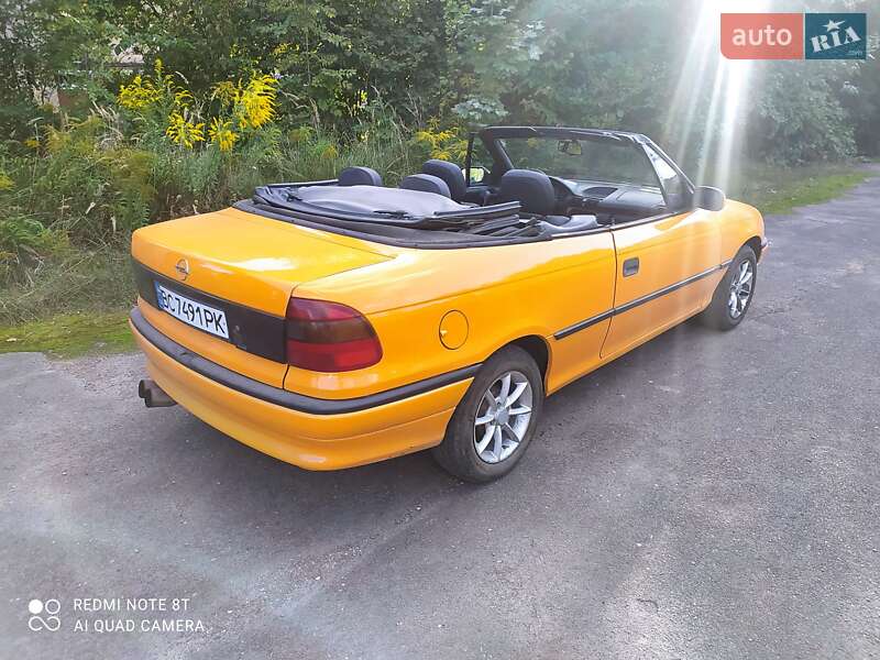Хэтчбек Opel Astra 1995 в Львове