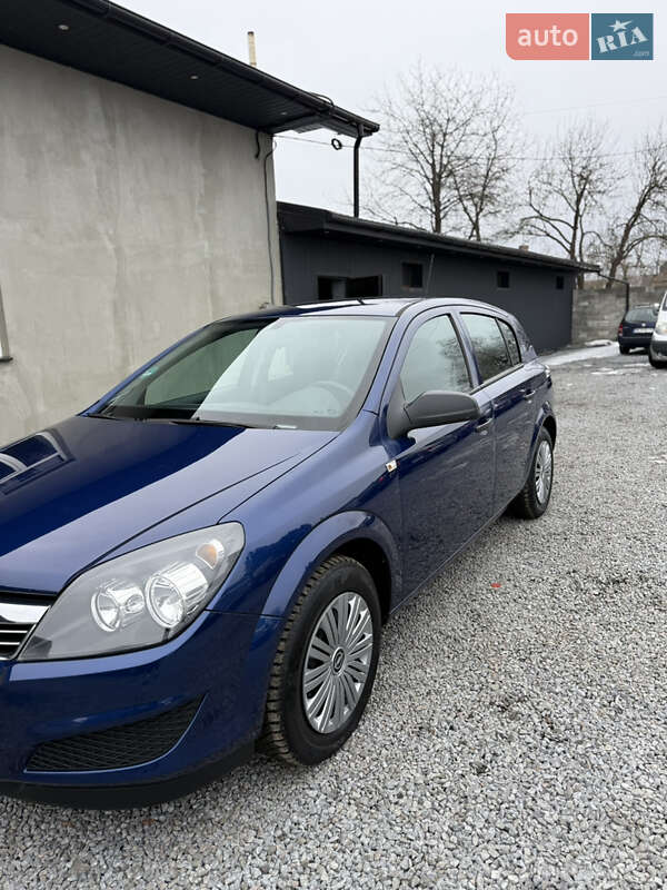 Хэтчбек Opel Astra 2009 в Луцке фото 22 Хэтчбек Opel Astra 2009 в Луцке