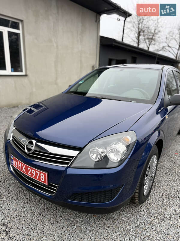 Хэтчбек Opel Astra 2009 в Луцке фото 23 Хэтчбек Opel Astra 2009 в Луцке