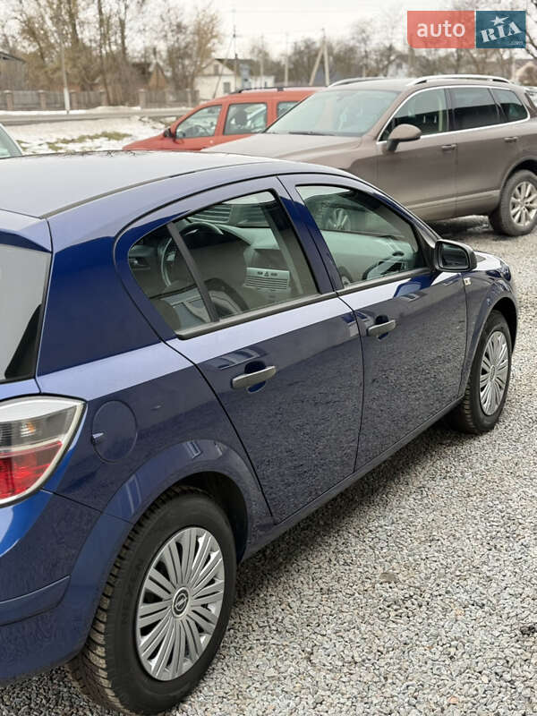Хэтчбек Opel Astra 2009 в Луцке фото 71 Хэтчбек Opel Astra 2009 в Луцке