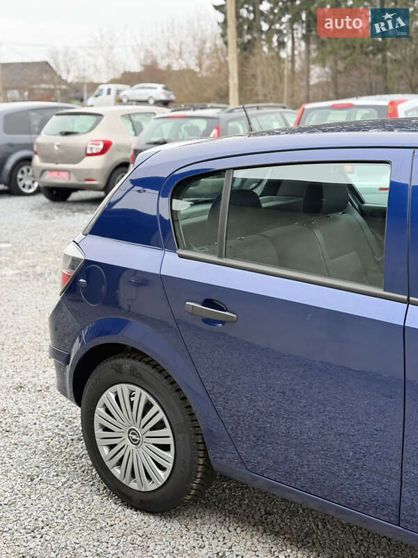 Хэтчбек Opel Astra 2009 в Луцке фото 84 Хэтчбек Opel Astra 2009 в Луцке