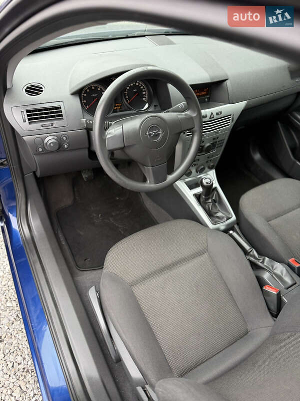 Хэтчбек Opel Astra 2009 в Луцке фото 125 Хэтчбек Opel Astra 2009 в Луцке