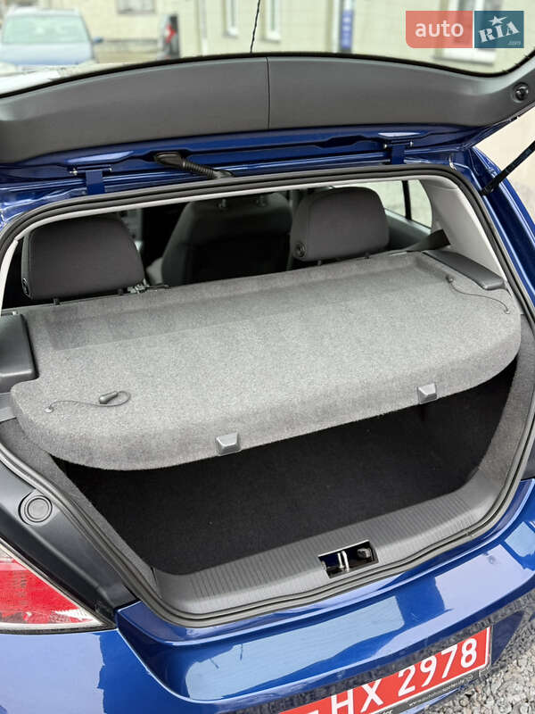 Хэтчбек Opel Astra 2009 в Луцке фото 169 Хэтчбек Opel Astra 2009 в Луцке