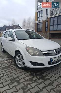 Універсал Opel Astra 2008 в Луцьку