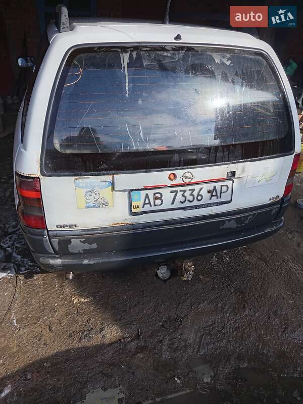 Універсал Opel Astra 1995 в Хмільнику