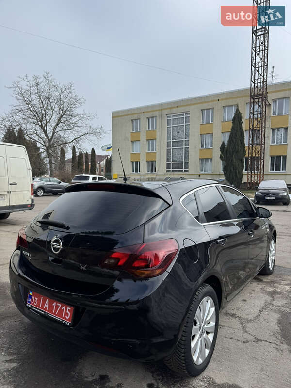 Хэтчбек Opel Astra 2010 в Ровно фото 7 Хэтчбек Opel Astra 2010 в Ровно