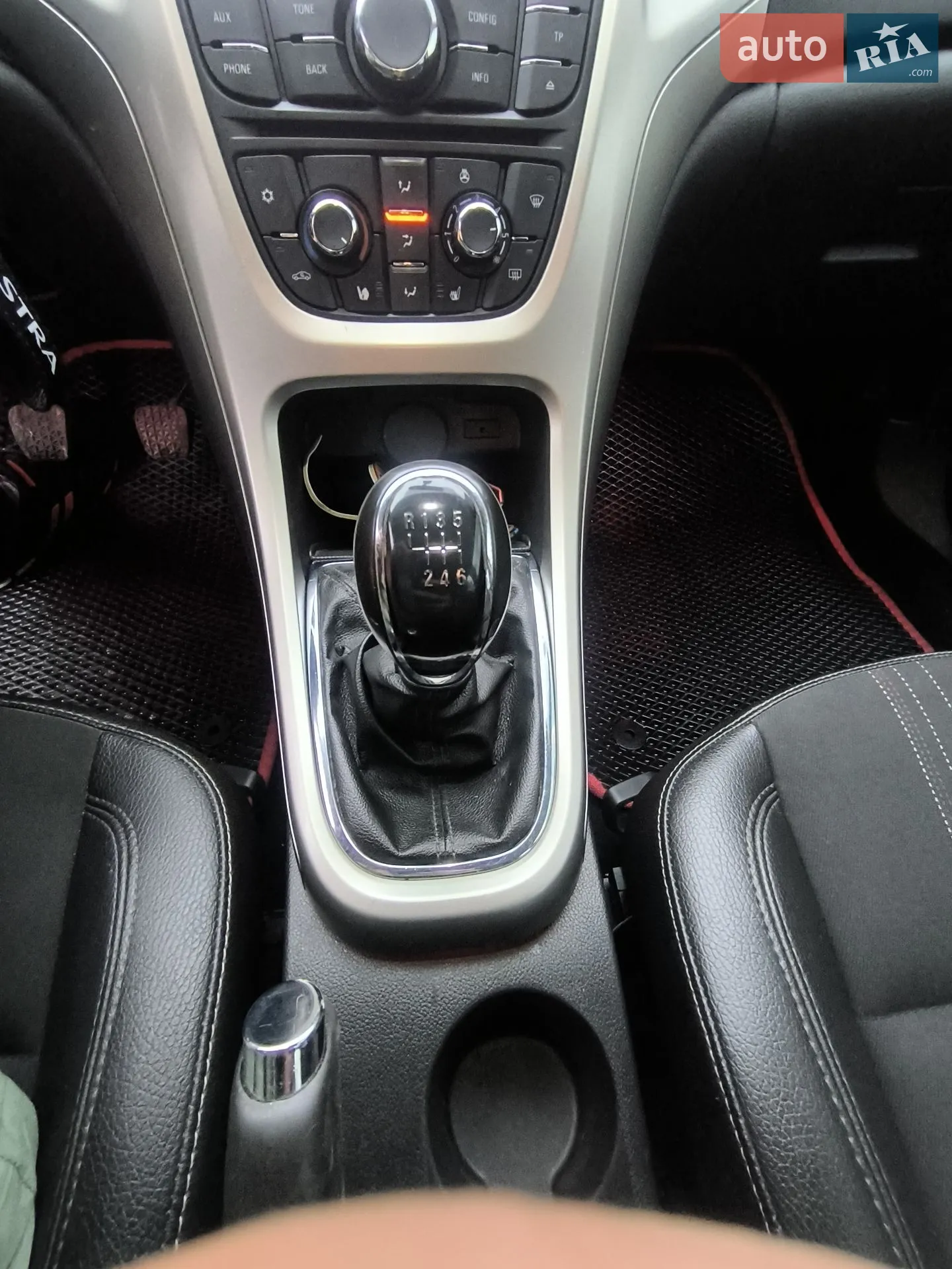 2012 Opel Astra - мініатюра 36