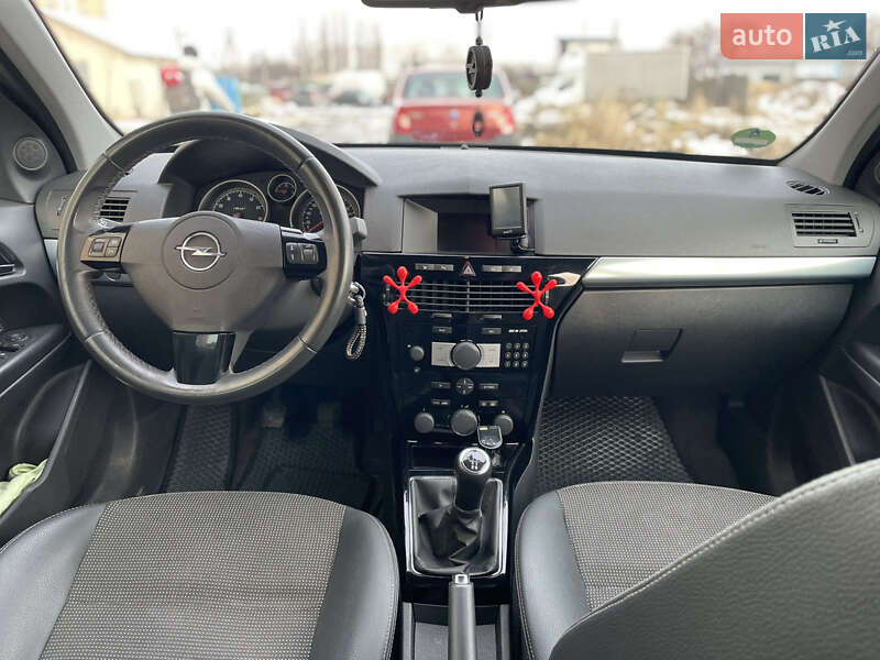 Универсал Opel Astra 2010 в Киеве фото 6 Универсал Opel Astra 2010 в Киеве