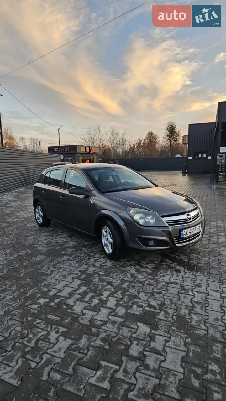 2010 Opel Astra - мініатюра 9
