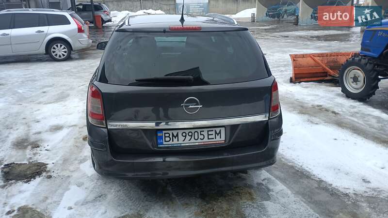 Хэтчбек Opel Astra 2009 в Сумах