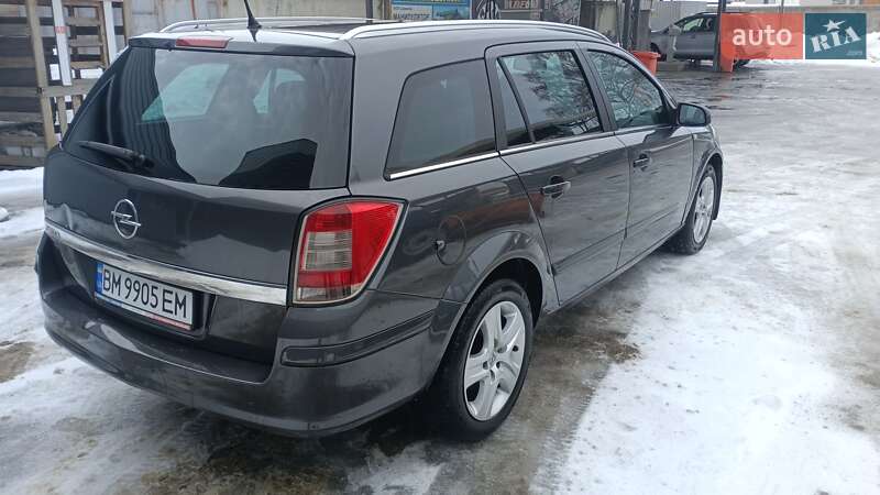 Хэтчбек Opel Astra 2009 в Сумах