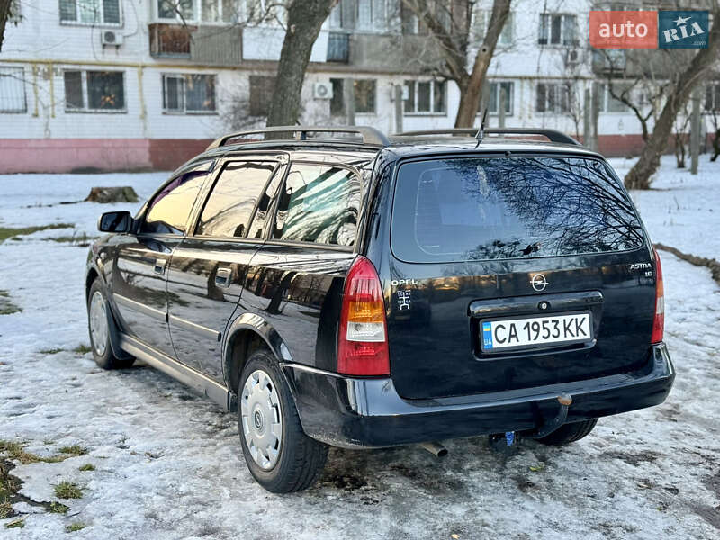 Універсал Opel Astra 2003 в Києві