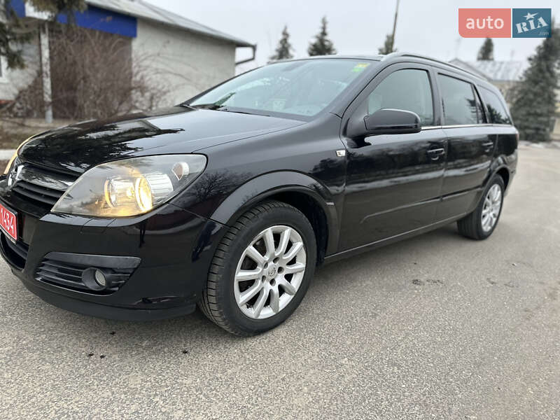 Универсал Opel Astra 2007 в Ивано-Франковске
