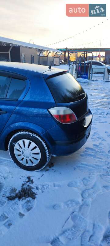 Хэтчбек Opel Astra 2006 в Днепре
