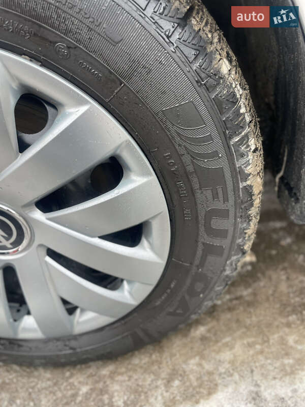 Универсал Opel Astra 2009 в Ровно