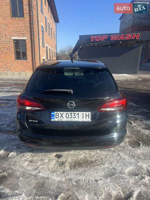 Универсал Opel Astra 2018 в Староконстантинове