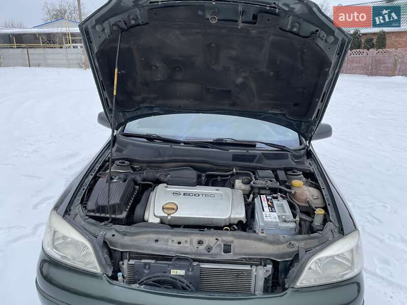 Седан Opel Astra 2002 в Жмеринці