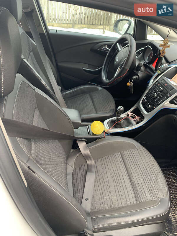 Универсал Opel Astra 2014 в Житомире фото 19 Универсал Opel Astra 2014 в Житомире