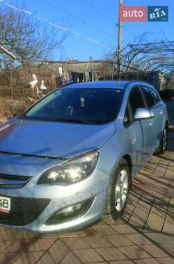 Універсал Opel Astra 2013 в Овідіополі