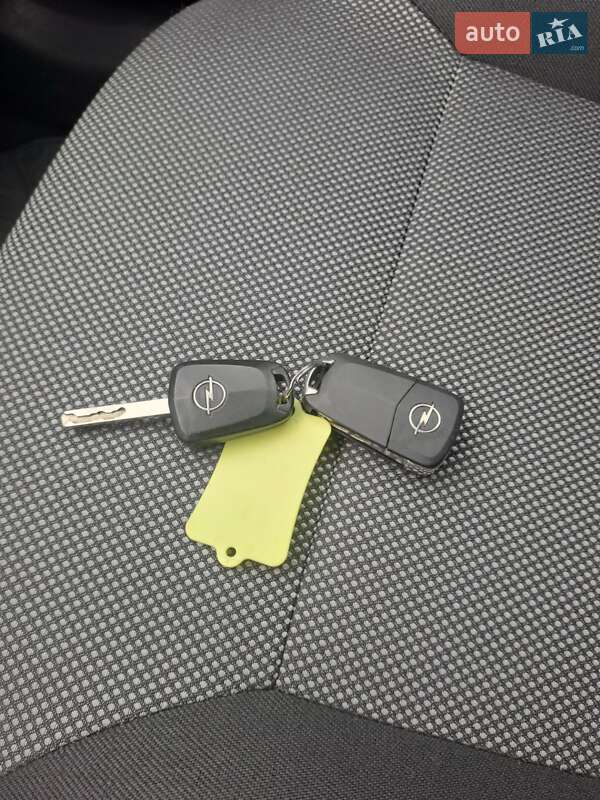 Универсал Opel Astra 2009 в Виннице