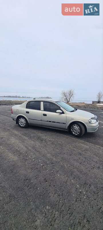 Седан Opel Astra 2006 в Черкасах фото 2 Седан Opel Astra 2006 в Черкасах