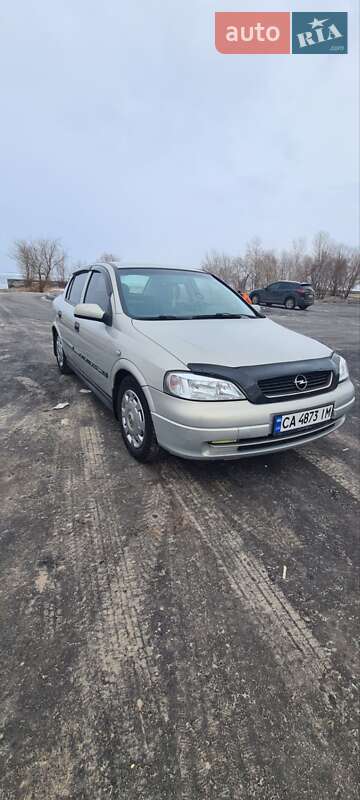 Седан Opel Astra 2006 в Черкасах фото 4 Седан Opel Astra 2006 в Черкасах