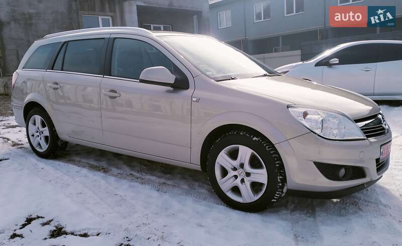 Универсал Opel Astra 2009 в Луцке фото 3 Универсал Opel Astra 2009 в Луцке