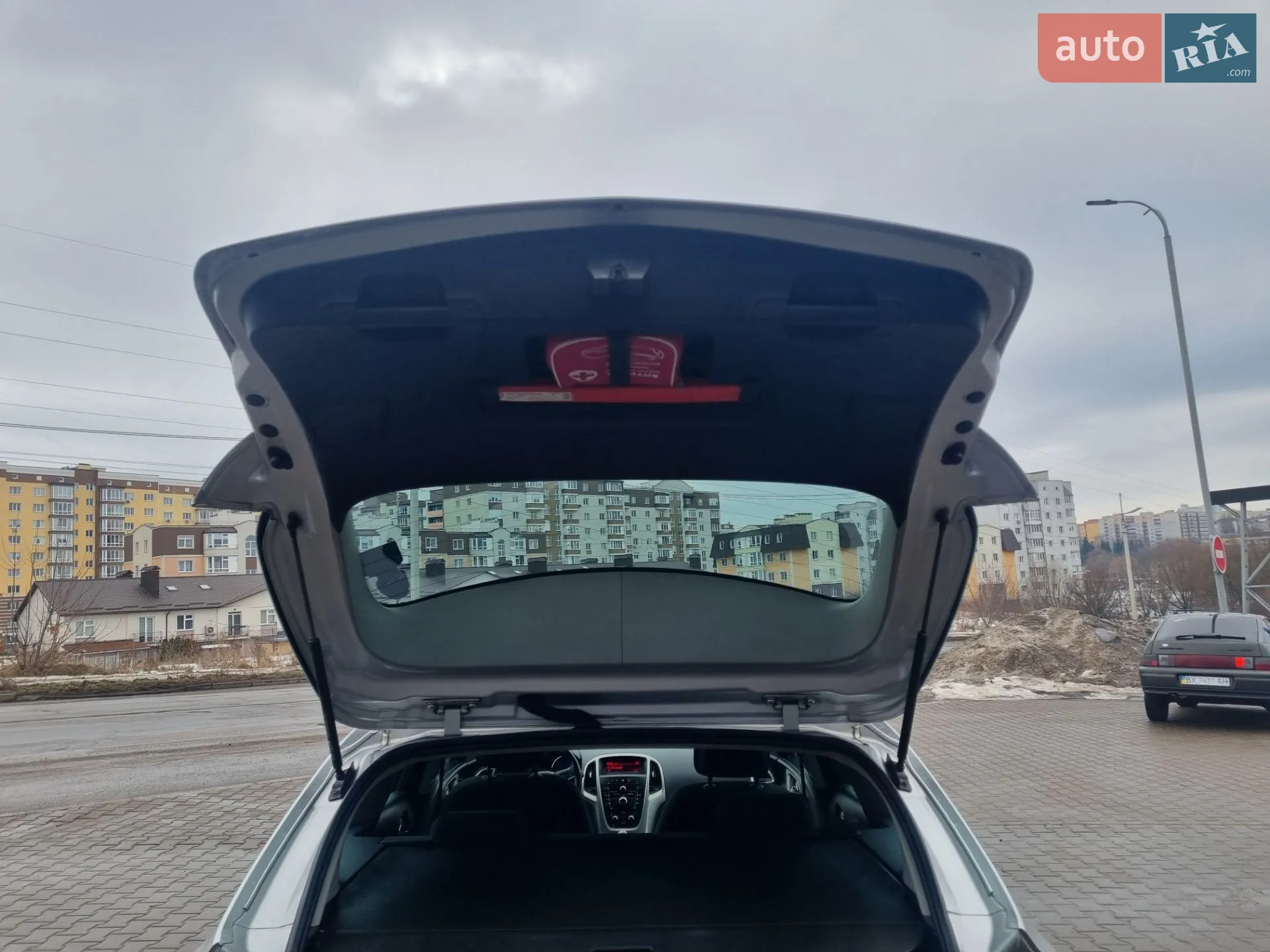 2011 Opel Astra - мініатюра 14