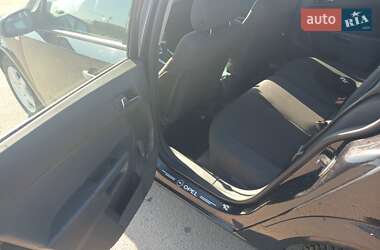 Универсал Opel Astra 2009 в Луцке