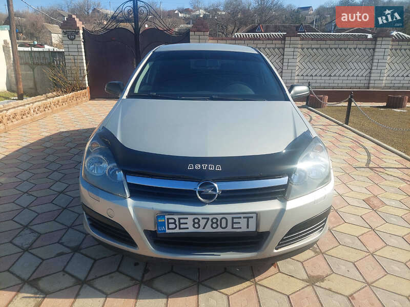 Хетчбек Opel Astra 2006 в Миколаєві