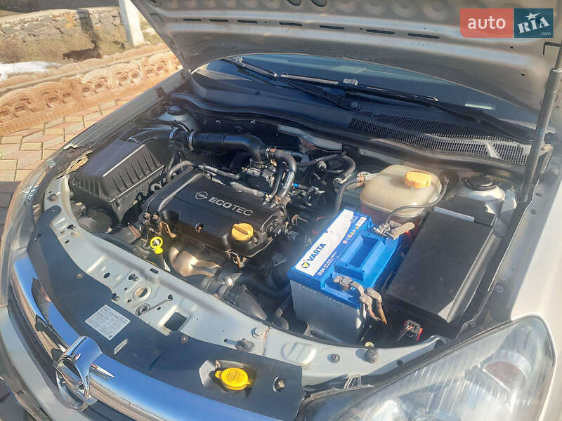 Хетчбек Opel Astra 2006 в Миколаєві