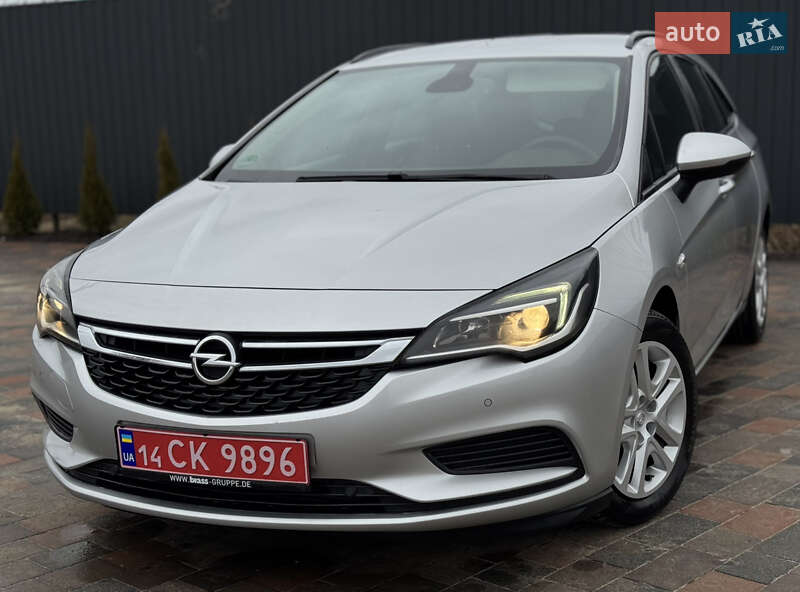 Универсал Opel Astra 2018 в Ивано-Франковске