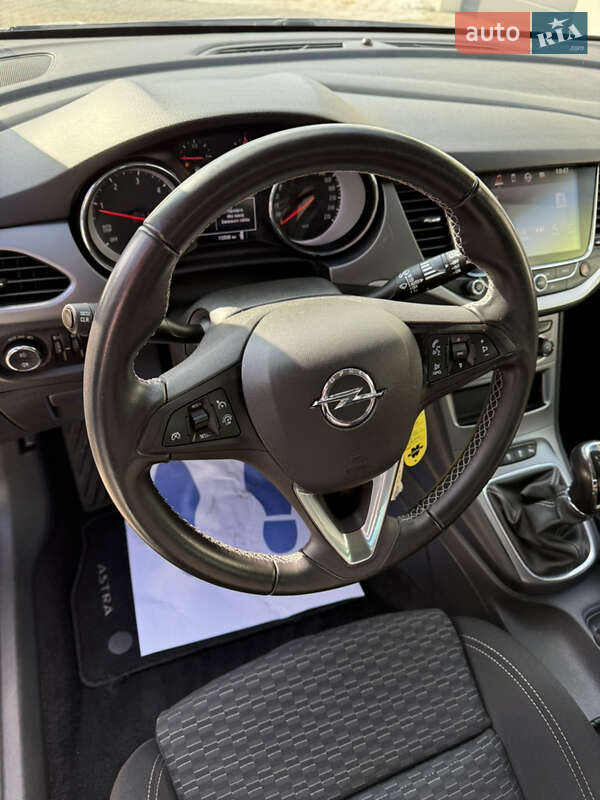 Универсал Opel Astra 2018 в Хмельницком