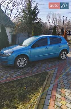Хэтчбек Opel Astra 2005 в Днепре