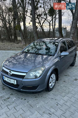 Универсал Opel Astra 2006 в Черновцах