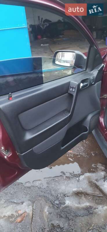 Седан Opel Astra 2007 в Хороле