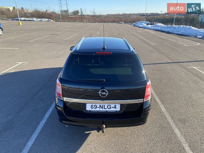 Універсал Opel Astra 2010 в Рівному фото 12 Універсал Opel Astra 2010 в Рівному